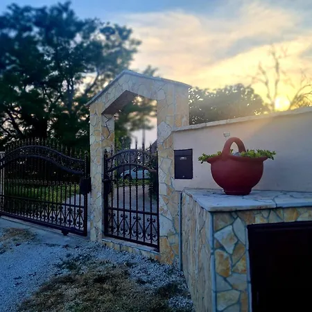 Boro 아파트 Galižana