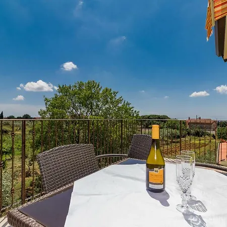 Boro 아파트 Galižana